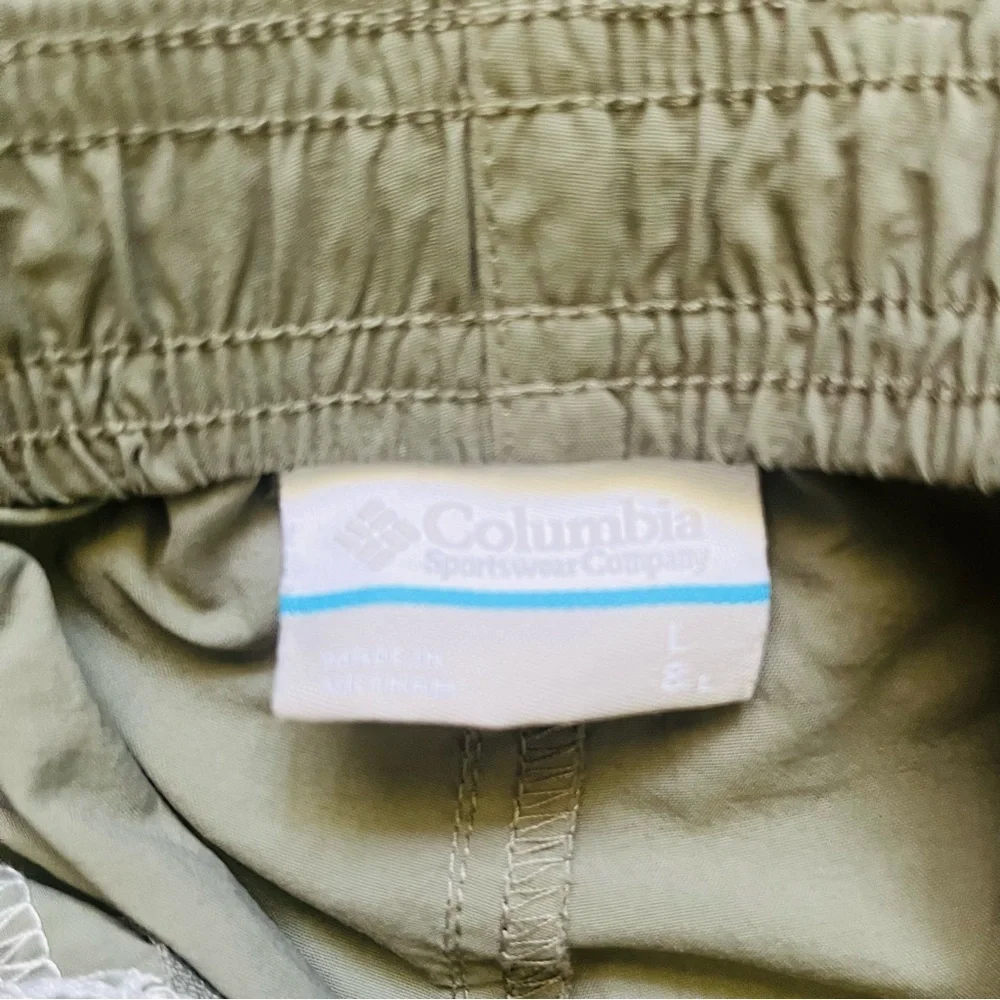 Columbia fishing gear nylon green olive cargo shorts L pocket zipper button logo